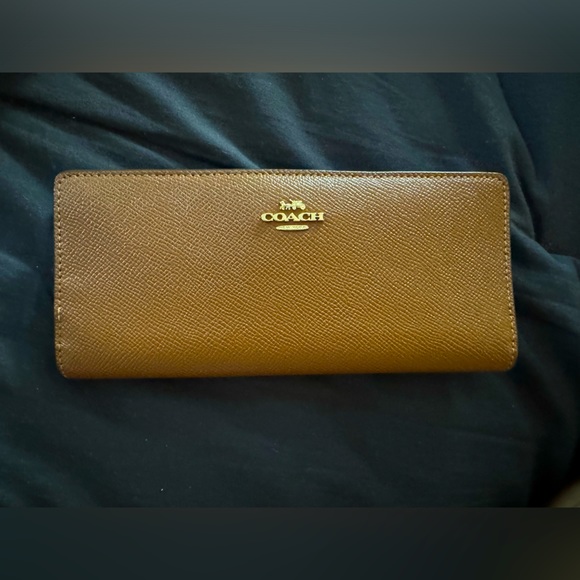 Coach Handbags - Coach Slim Wallet